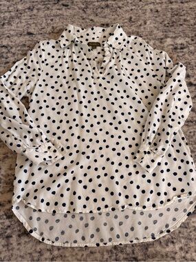Style & Co. White Tunic with Navy Polka Dots